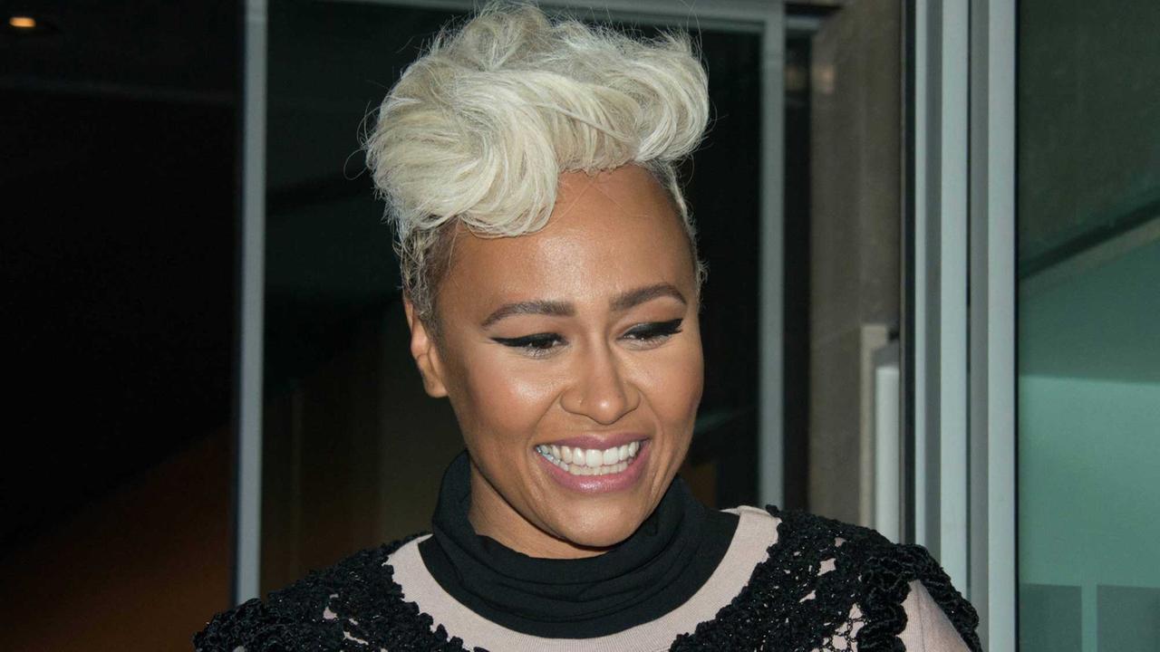 Die britische Sängerin Emeli Sandé bei einem Besuch in Paris. Die britische Sängerin Emeli Sandé bei einem Besuch in Paris.