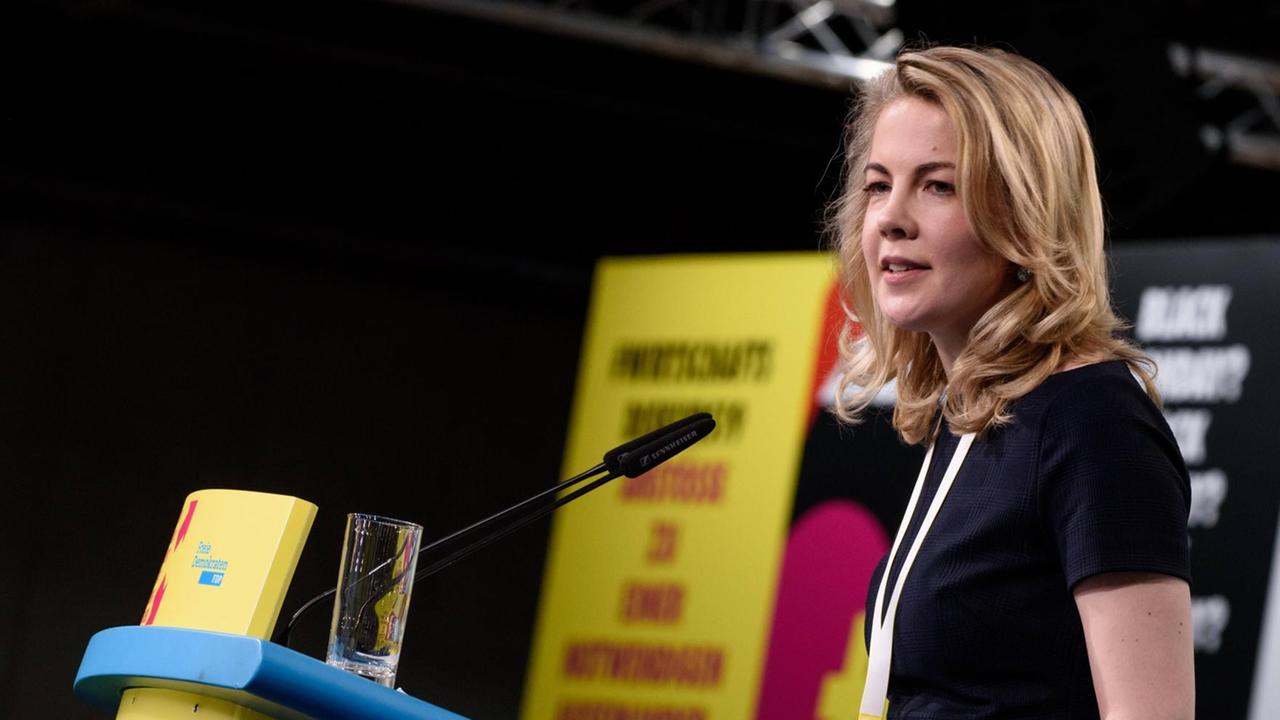 Rede der neugewählten Generalsekretärin Linda Teuteberg während des Bundesparteitag der FDP in Berlin. Rede der neugewählten Generalsekretärin Linda Teuteberg während des Bundesparteitag der FDP in Berlin.