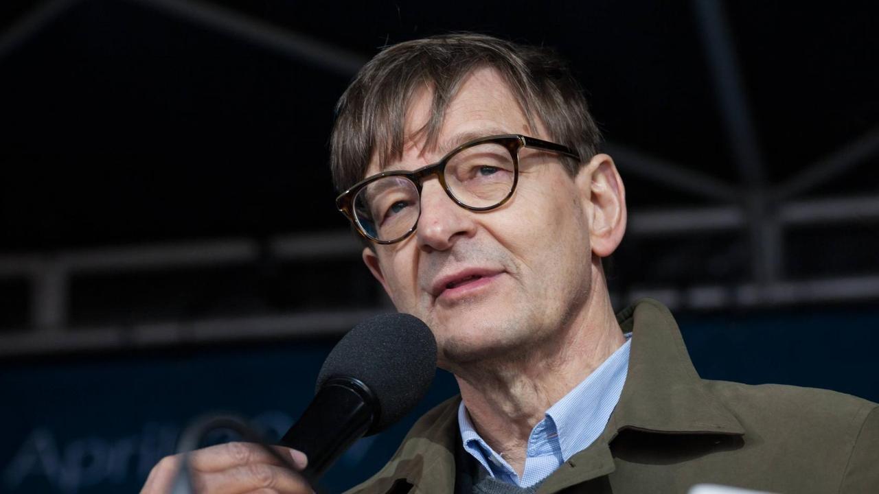 Otmar Wiester beim March of Science im April 2017 in Berlin Otmar Wiester beim March of Science im April 2017 in Berlin