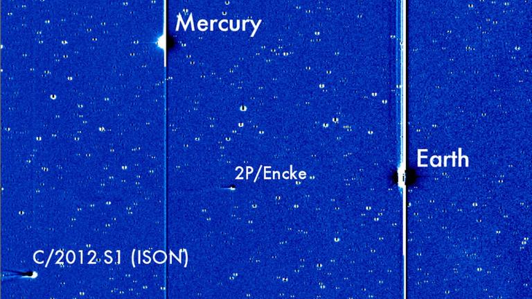 Komet Encke, gemeinsam mit Erde, Merkur und Komet ISON - beobachtet vom Sonnensatelliten STEREO Komet Encke, gemeinsam mit Erde, Merkur und Komet ISON - beobachtet vom Sonnensatelliten STEREO
