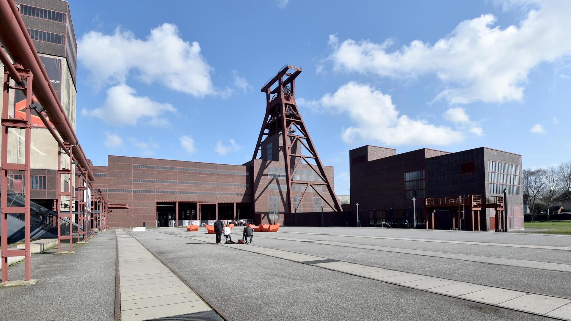 Das Gelände der ehemaligen Zeche Zollverein in Essen. Das Gelände der ehemaligen Zeche Zollverein in Essen.