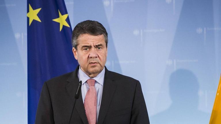 Außenminister Sigmar Gabriel (SPD) Außenminister Sigmar Gabriel (SPD)