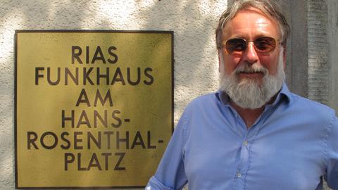 Der Musiker Friedrich Liechtenstein zu Besuch im Funkhaus von Deutschlandradio Kultur in Berlin