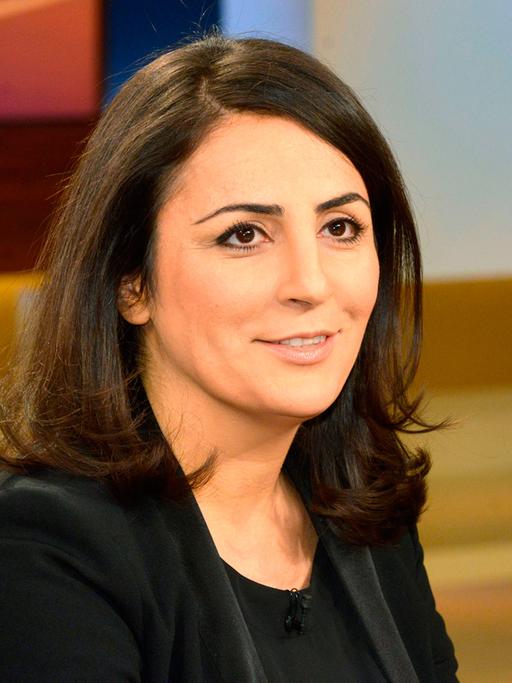 Düzen Tekkal, deutsche Regisseurin kurdischer Abstammung und Jesidin
