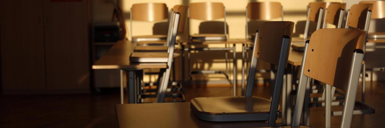 Ein leeres Klassenzimmer in Düsseldorf am 7. April 2020 Ein leeres Klassenzimmer in Düsseldorf am 7. April 2020