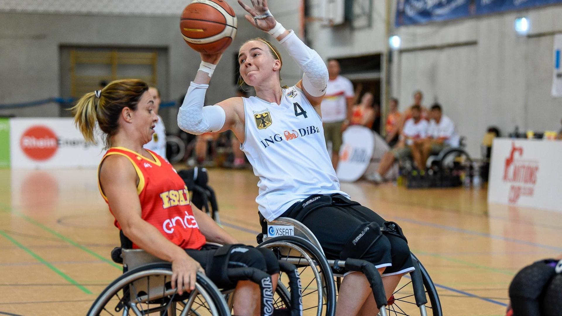 Nations Cup Cologne: Deutschland vs. Spanien, 10.08.2018 Mareike Miller (Deutschland 4), Nations Cup Cologne: Deutschland vs. Spanien am 10.08.2018 im Sporthalle Bergischer Ring, Koeln (Nordrhein-Westfalen) *** Nations Cup Cologne Germany vs Spain 10 08 2018 Mareike Miller Germany 4 Nations Cup Cologne Germany vs Spain on 10 08 2018 in the sports hall Bergischer Ring Koeln Nordrhein Westfalen xgmlx Nations Cup Cologne: Deutschland vs. Spanien, 10.08.2018 Mareike Miller (Deutschland 4), Nations Cup Cologne: Deutschland vs. Spanien am 10.08.2018 im Sporthalle Bergischer Ring, Koeln (Nordrhein-Westfalen) *** Nations Cup Cologne Germany vs Spain 10 08 2018 Mareike Miller Germany 4 Nations Cup Cologne Germany vs Spain on 10 08 2018 in the sports hall Bergischer Ring Koeln Nordrhein Westfalen xgmlx