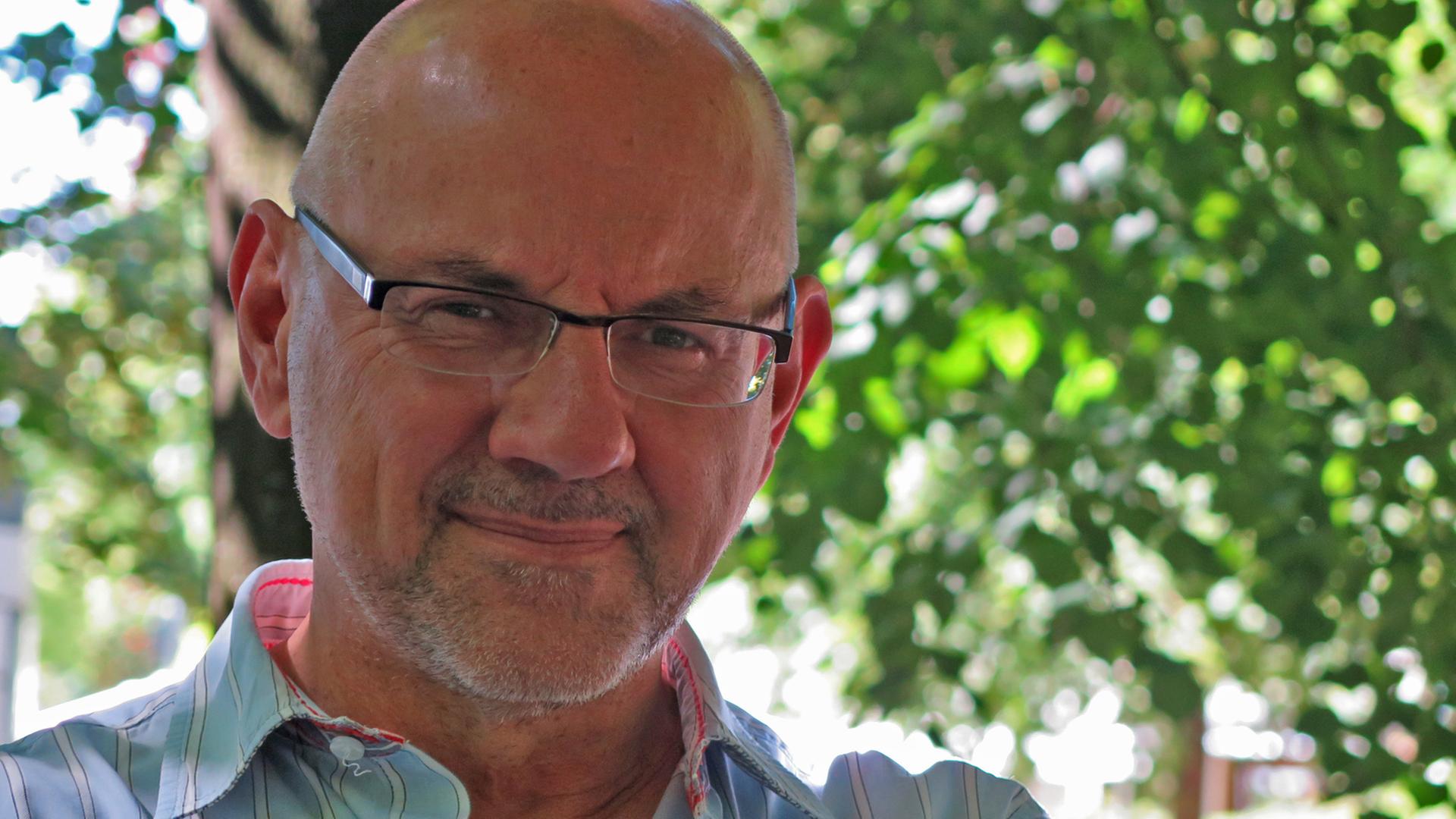 Bestsellerautor Andreas Pflüger. Bestsellerautor Andreas Pflüger.