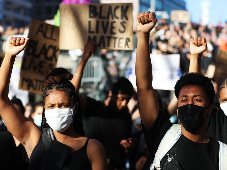 Demonstrierende der "Black Lives Matter"-Bewegung in New York