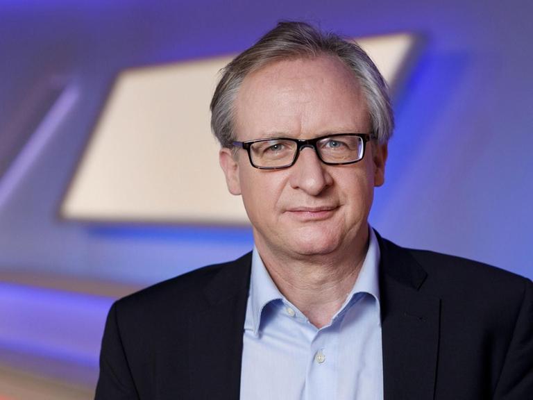Albrecht von Lucke in der ARD-Talkshow maischberger. die woche im WDR Studio BS 3. Köln, 27.11.2019 *** Albrecht von Lucke on the ARD talk show maischberger die woche at WDR Studio BS 3 Cologne, 27 11 2019 Foto:xC.xHardtx/xFuturexImage
