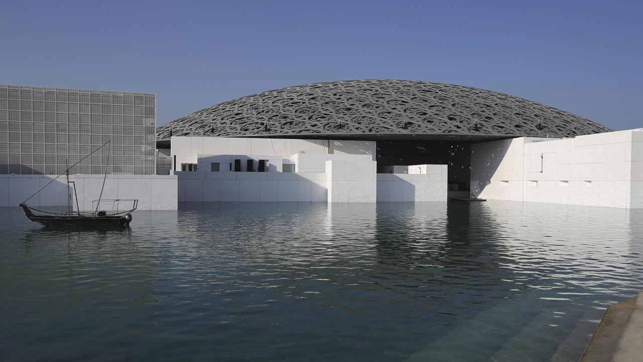 Der neue Louvre Abu Dhabi.
Der neue Louvre Abu Dhabi.