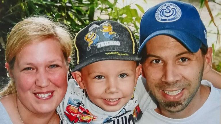 Katrin und Daniel Pahn mit ihrem Sohn Leon. Katrin und Daniel Pahn mit ihrem Sohn Leon.