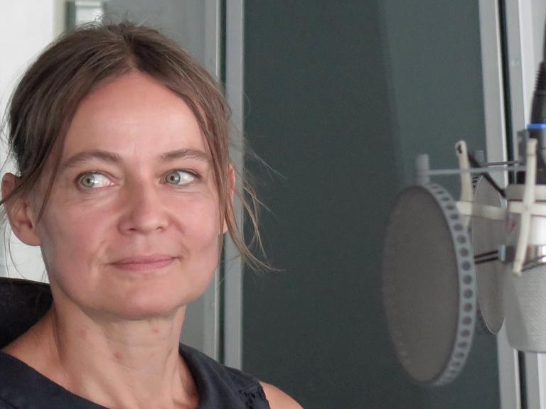 Kinderbuchillustratorin Nadia Budde bei uns im Studio.