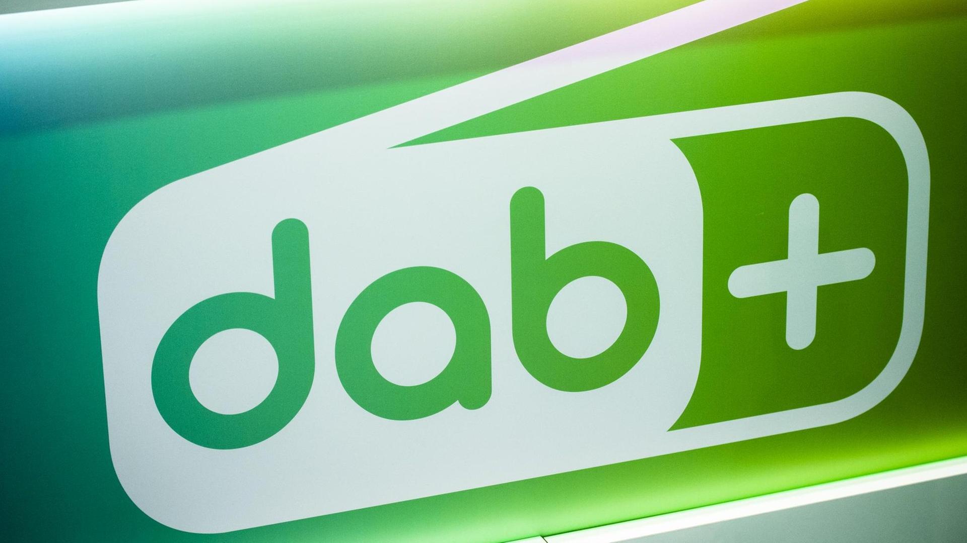 Das Logo von dab+