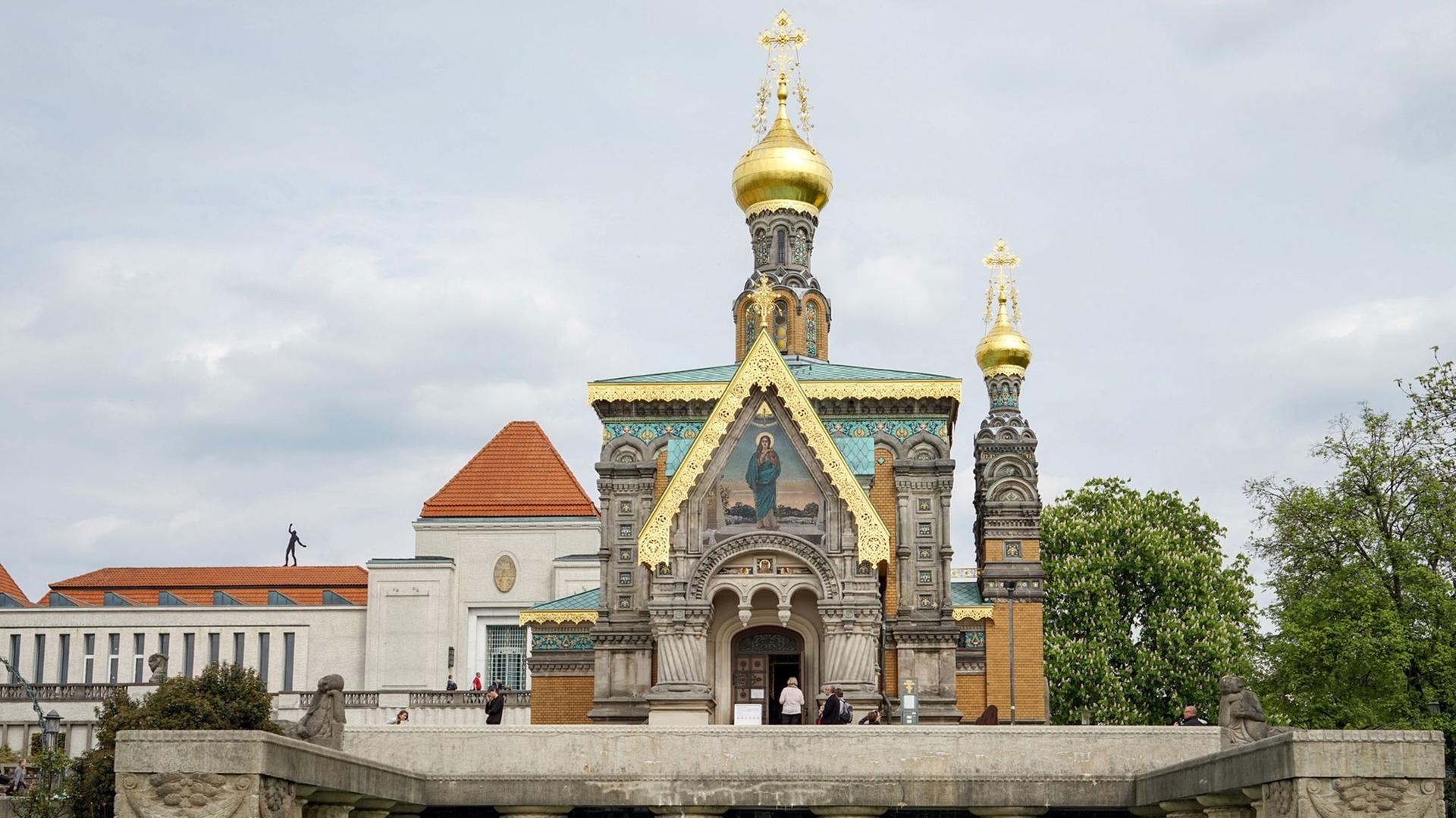 Die Russische Kapelle auf der Mathildenhöhe in Darmstadt Die Russische Kapelle auf der Mathildenhöhe in Darmstadt