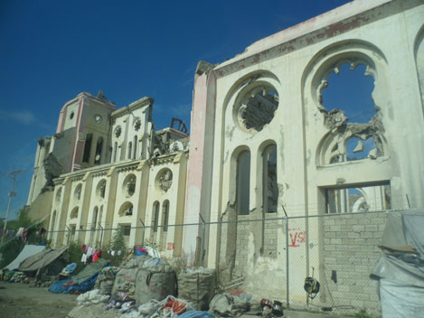 Die Reste der beim Erdbeben zerstörten Kathedrale von Port-au-Prince.