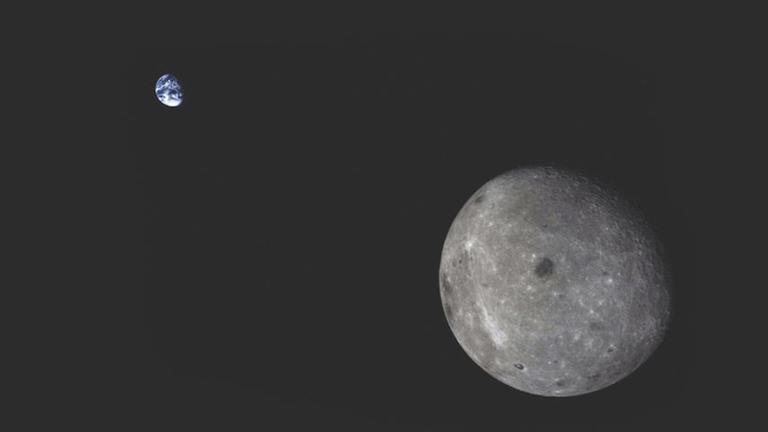 20171218a: Der Mond und die Erde, aufgenommen von einer chinesischen Raumsonde (CSA) 20171218a: Der Mond und die Erde, aufgenommen von einer chinesischen Raumsonde (CSA)