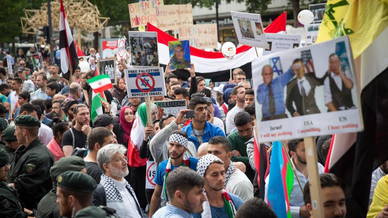 Nach Dem Anschlag In Halle - Warum Der Antisemitismus Nie Weg War ...