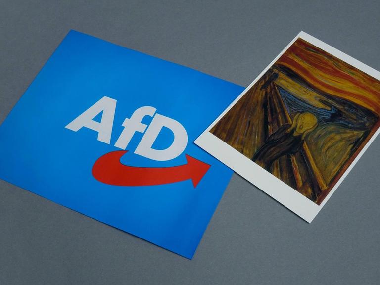 Das Logo der AfD und eine Postkarte mit dem Motiv "Der Schrei" von Edvard Munch.