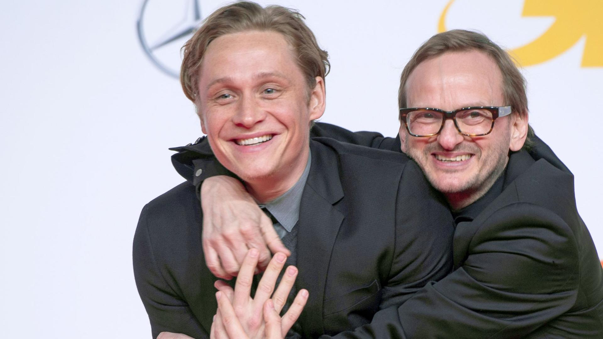 Schauspieler Matthias Schweighöfer (l) und Schauspieler Milan Peschel Schauspieler Matthias Schweighöfer (l) und Schauspieler Milan Peschel