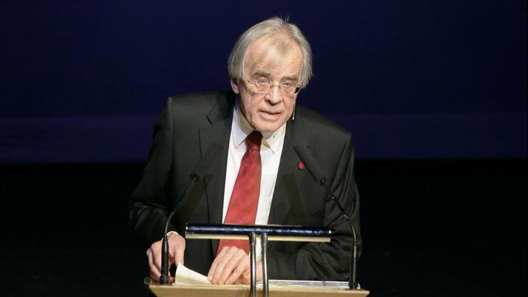 Klaus Reichert Klaus Reichert