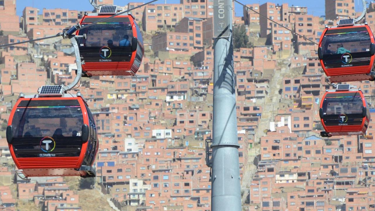 Seilbahnen in La Paz, Bolivien Seilbahnen in La Paz, Bolivien