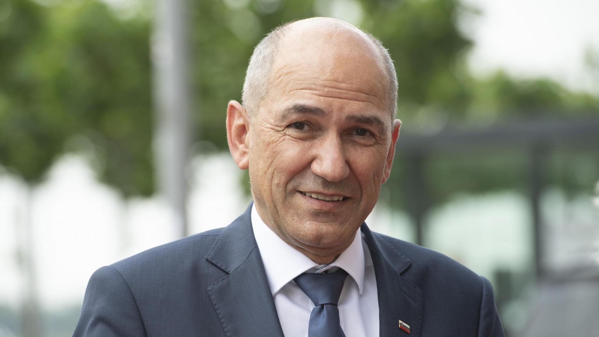 Der slowenische Ministerpräsident Janez Jansa. Am 1. Juli 2021 hat Slowenien den Vorsitz im Rat der Europäischen Union übernommen Der slowenische Ministerpräsident Janez Jansa. Am 1. Juli 2021 hat Slowenien den Vorsitz im Rat der Europäischen Union übernommen