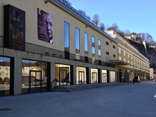Festspielhäuser an der Hofstallgasse in Salzburg.