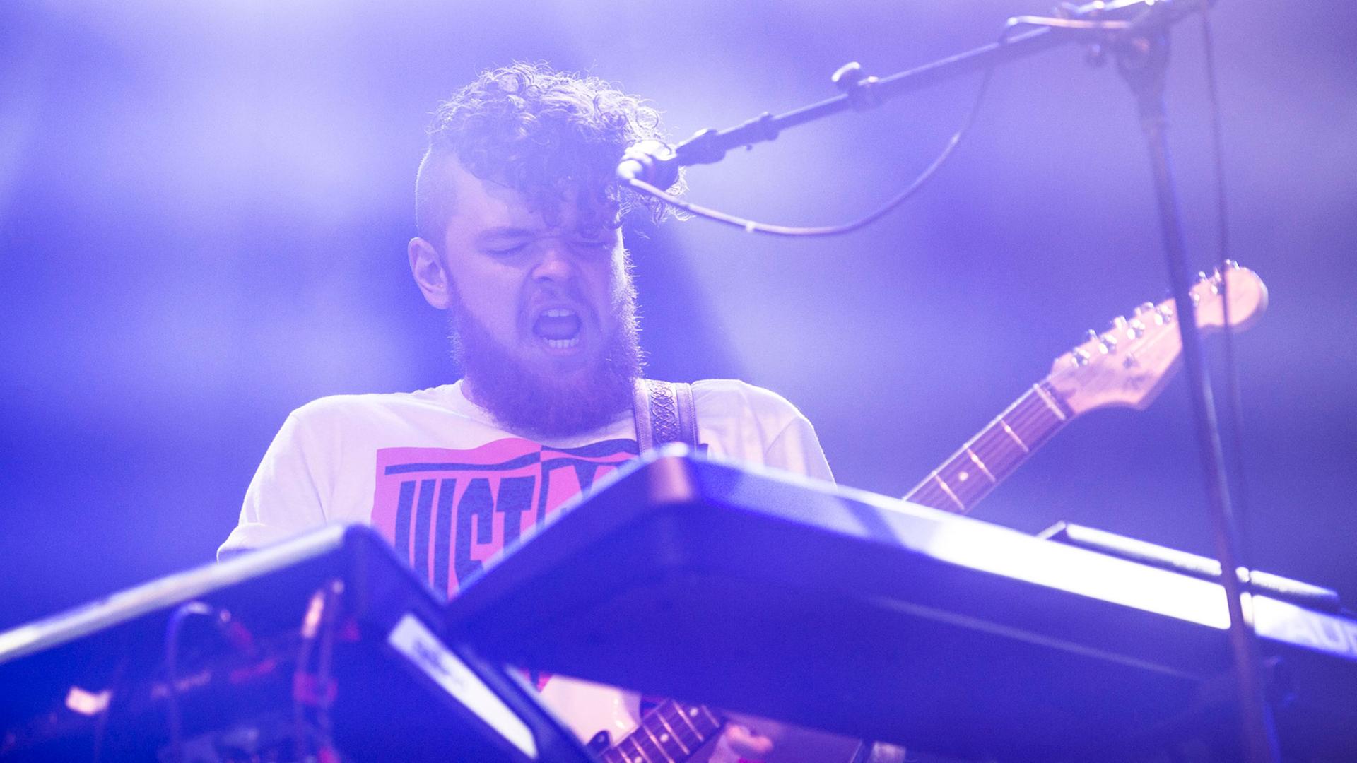 Der britische Musiker Jack Garratt beim Open-Air-Festival in St. Gallen am 26. Juni 2015 Der britische Musiker Jack Garratt beim Open-Air-Festival in St. Gallen am 26. Juni 2015