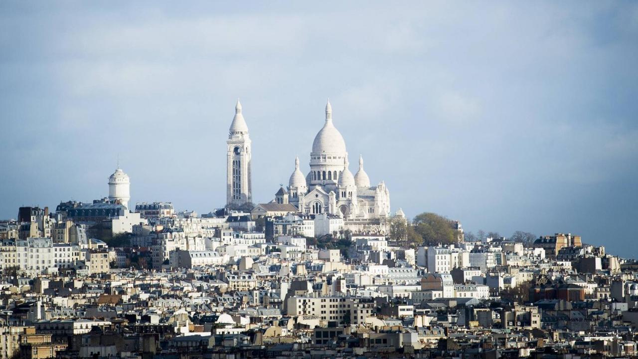 Die Basilica minor Sacré-Cœur de Montmartre in Paris. Die Basilica minor Sacré-Cœur de Montmartre in Paris.