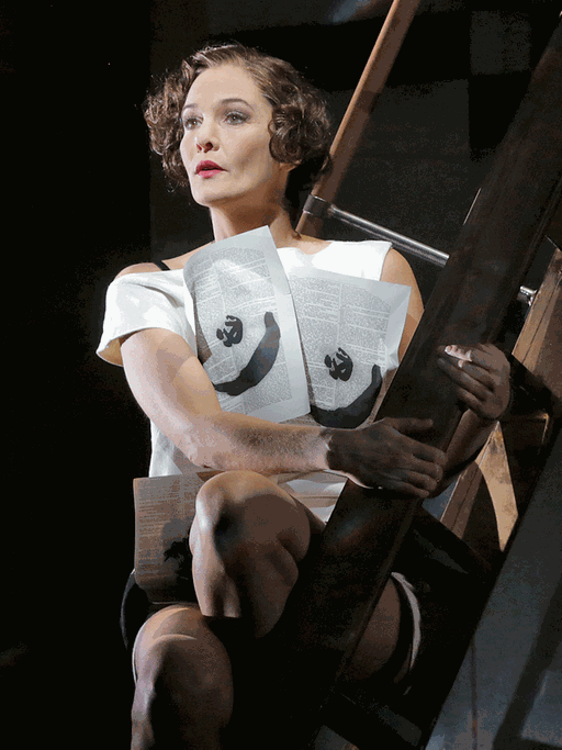 Marlis Petersen als "Lulu" in Alban Bergs gleichnamiger Oper an der Metropolitan Opera New York