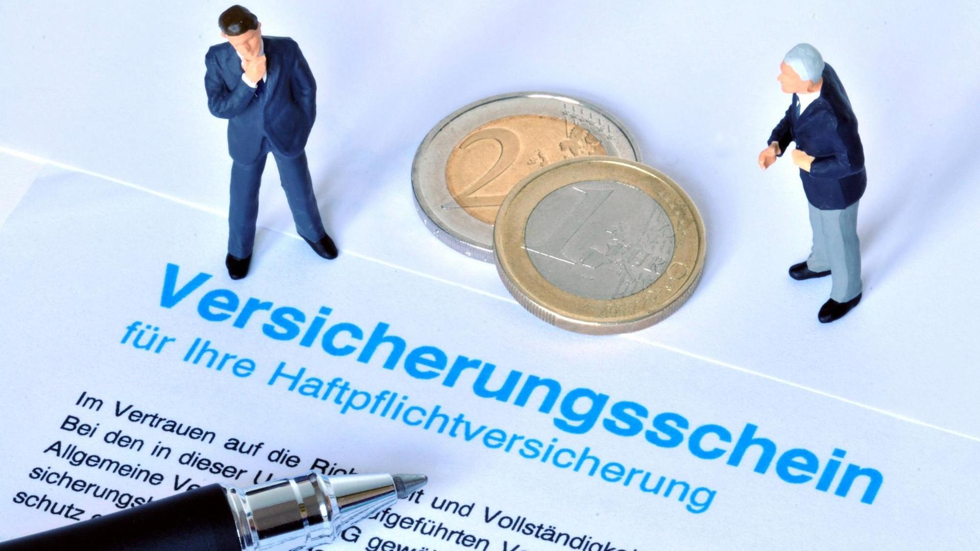 Bildnummer: 52913481 Datum: 29.01.2009 Copyright: imago/Schöning Versicherungsschein für eine Haftpflichtversicherung, Objekte; 52913481 Date 29 01 2009 Copyright Imago Schöning Insurance Certificate for a Liability insurance Objects 2009 Symbolic image emblem Insurance Bildnummer: 52913481 Datum: 29.01.2009 Copyright: imago/Schöning Versicherungsschein für eine Haftpflichtversicherung, Objekte; 52913481 Date 29 01 2009 Copyright Imago Schöning Insurance Certificate for a Liability insurance Objects 2009 Symbolic image emblem Insurance