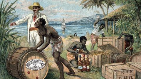 Sklaven verpacken Rum für den Transport nach Europa.