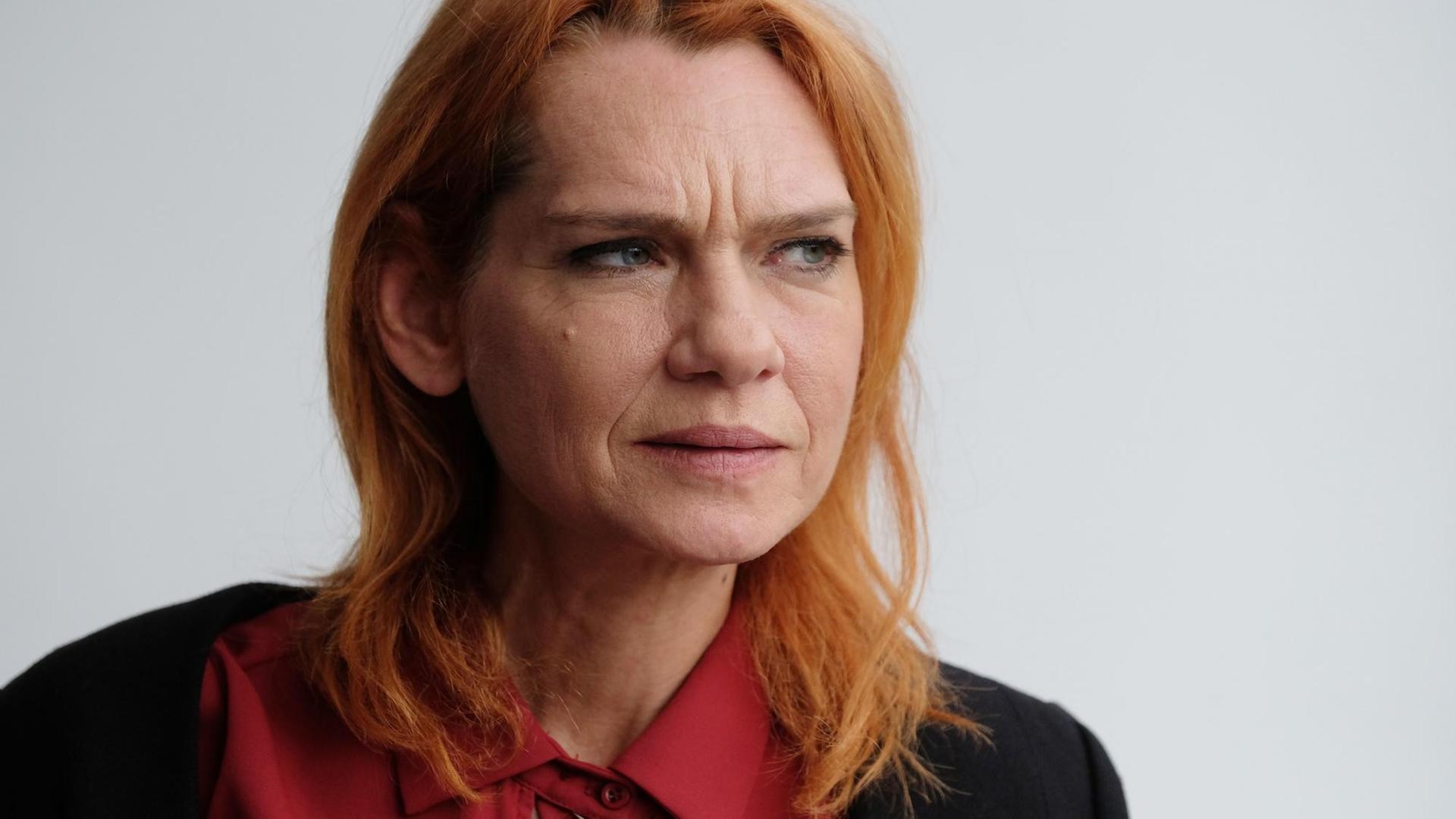 Die türkische Autorin Asli Erdogan bei einer Veranstaltung 2017 in Leipzig. Die türkische Autorin Asli Erdogan bei einer Veranstaltung 2017 in Leipzig.