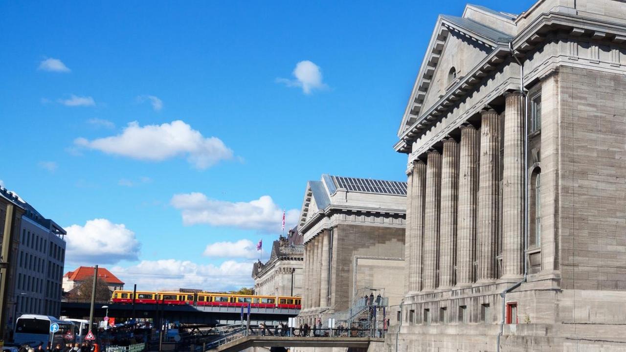 Wahrzeichen und Unesco-Weltkulturerbe Pergamonmuseum Berlin Wahrzeichen und Unesco-Weltkulturerbe Pergamonmuseum Berlin