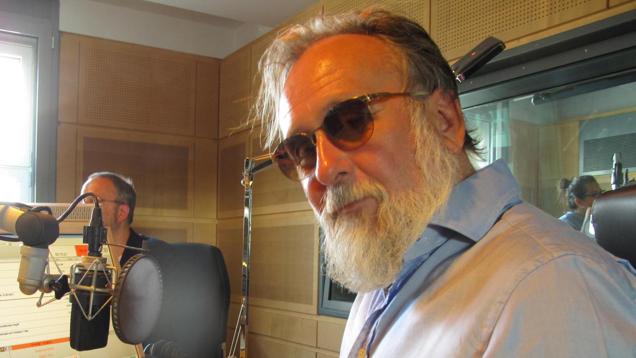 Der Musiker Friedrich Liechtenstein zu Gast im Studio vom Deutschlandradio Kultur Der Musiker Friedrich Liechtenstein zu Gast im Studio vom Deutschlandradio Kultur