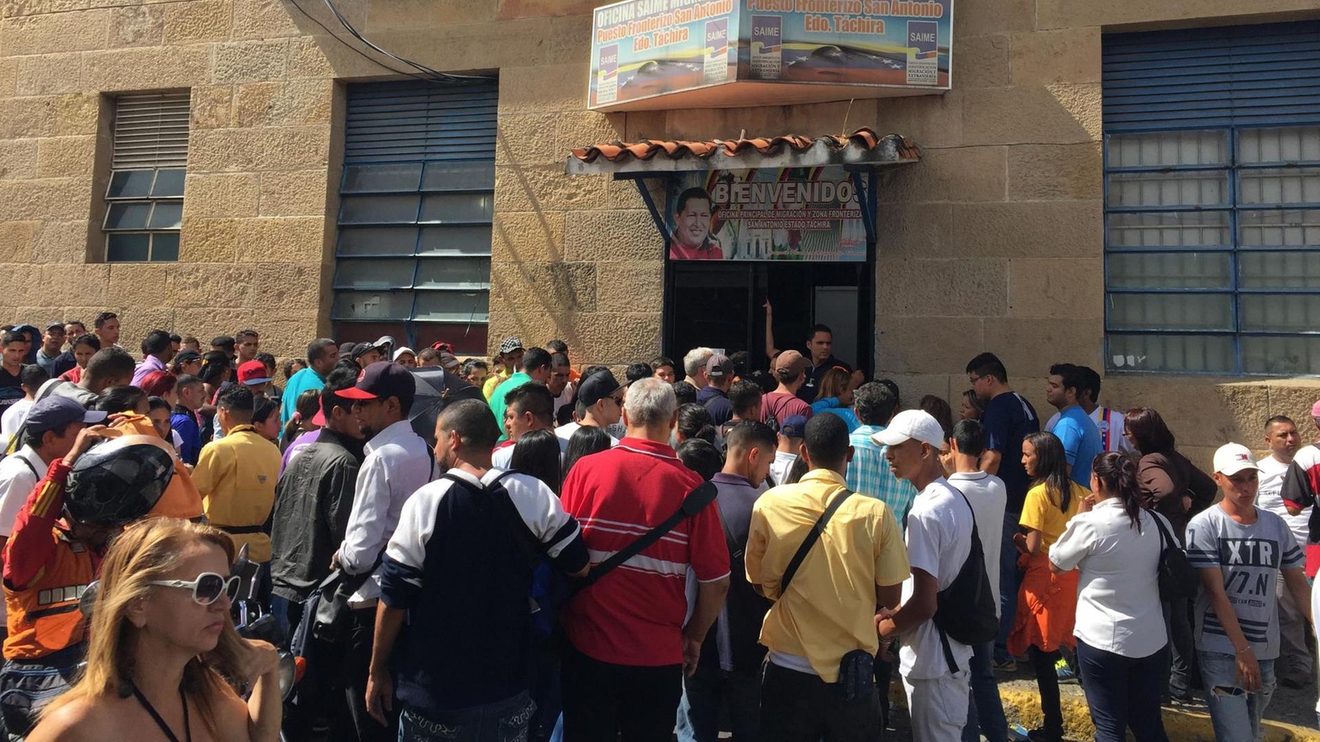 Grenzstadt San Antonio an der kolumbianisch-venezolanischen Grenze Grenzstadt San Antonio an der kolumbianisch-venezolanischen Grenze