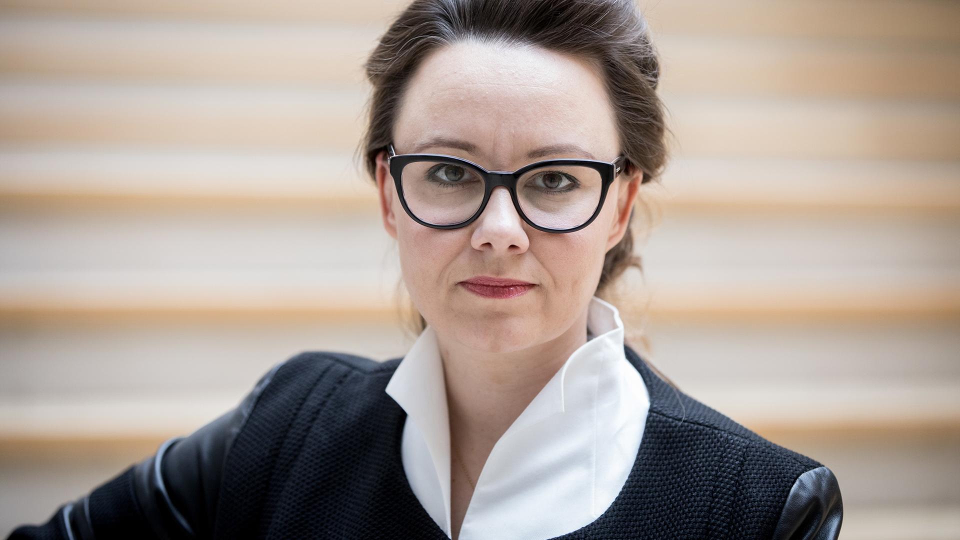Michelle Müntefering ist Staatsministerin im Auswärtigen Amt und zuständig für die Internationale Kulturpolitik Michelle Müntefering ist Staatsministerin im Auswärtigen Amt und zuständig für die Internationale Kulturpolitik