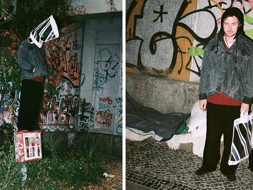 Fotomontage von zwei Fotos, auf denen der Schauspieler Lars Eidinger eine Designertasche präsentiert.