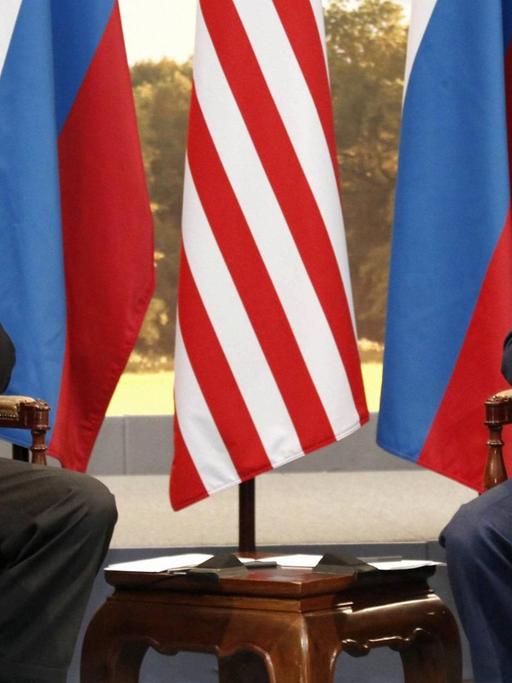 US-Präsident Barack Obama und Russlands Präsident Wladimir Putin während eines Treffens der G-8-Gruppe in Irland.