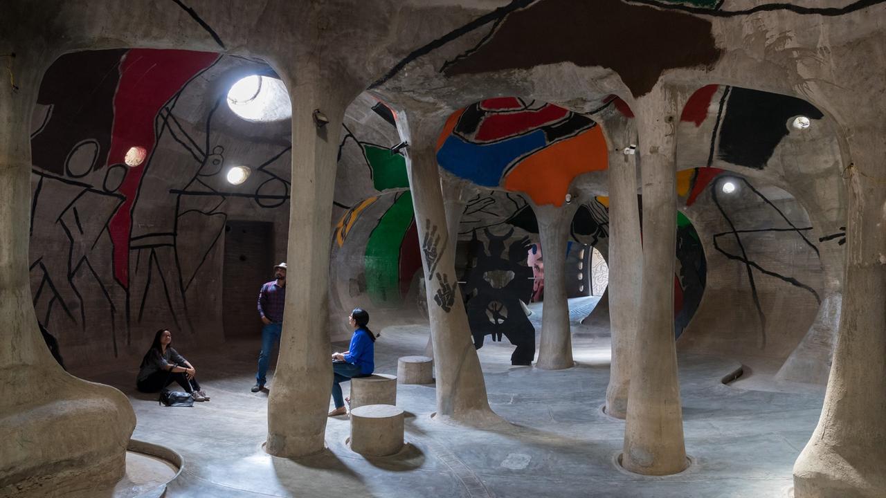 Blick in den Amdavad Ni Gufa Kunstraum Blick in den Amdavad Ni Gufa Kunstraum
