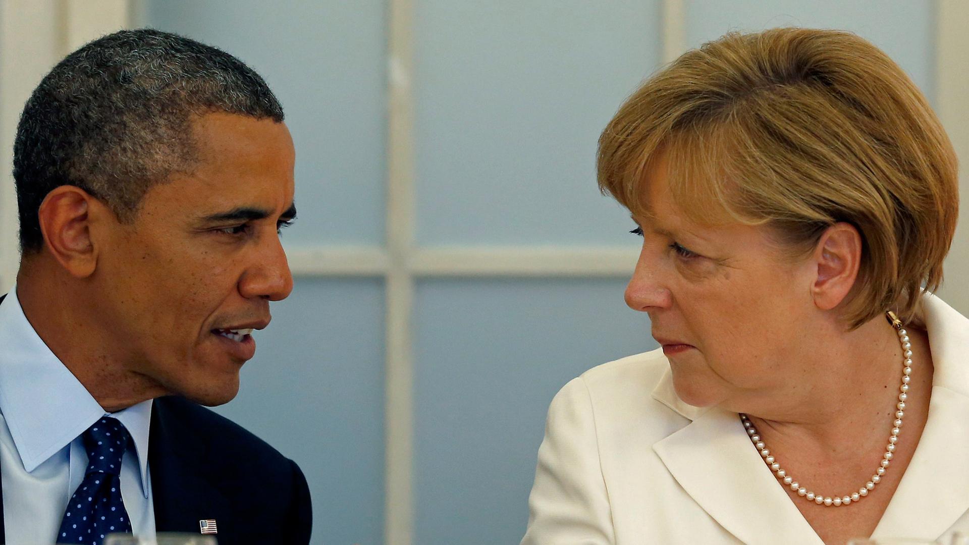 Barack Obama und Angela Merkel am 19. Juni 2013 in Berlin Barack Obama und Angela Merkel am 19. Juni 2013 in Berlin