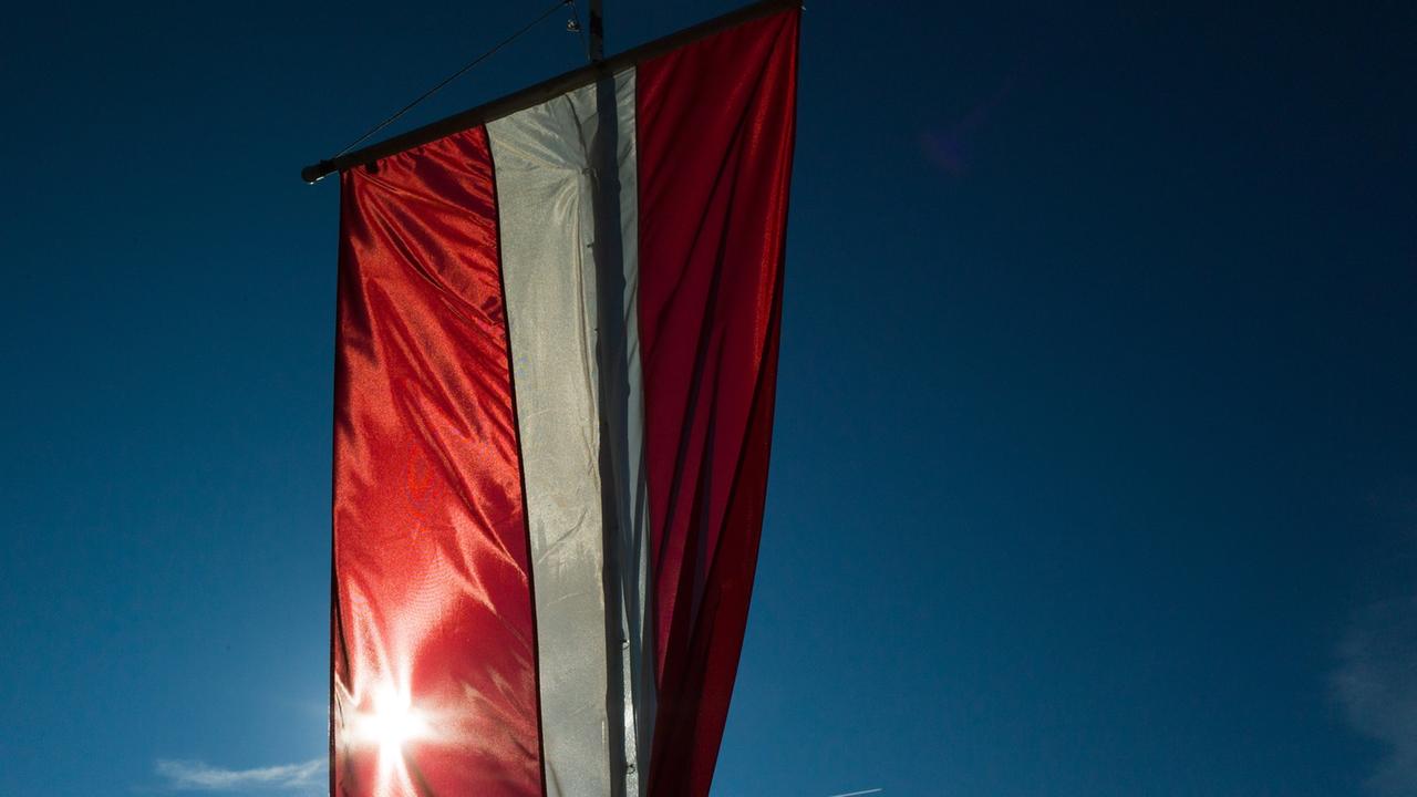 Die Flagge von Österreich Die Flagge von Österreich