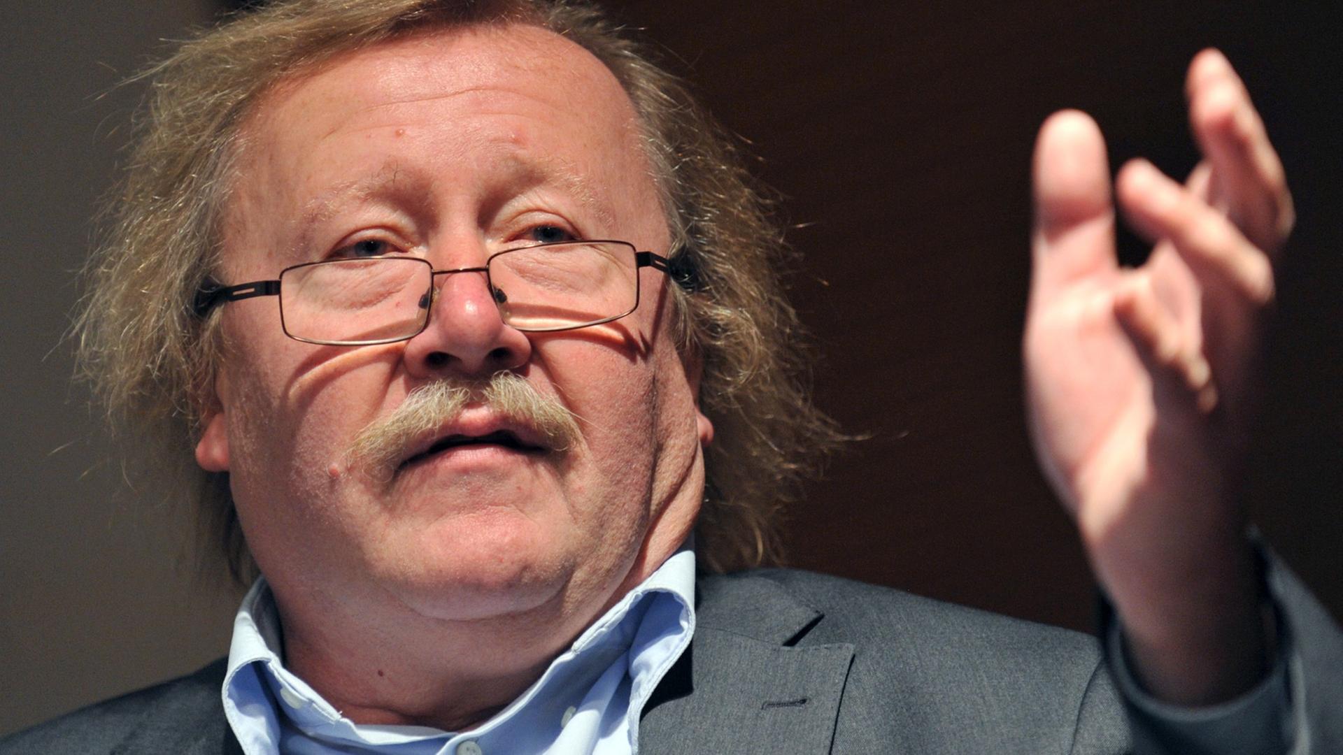 Peter Sloterdijk Peter Sloterdijk