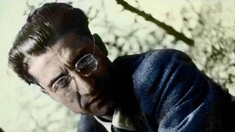 Der italienische Schriftsteller Cesare Pavese (1908-1950).