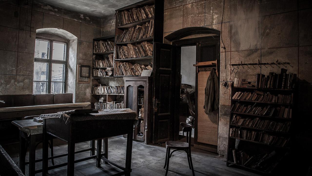 Innenraum der ehemaligen jüdischen Schule in der ostslowakischen Stadt Bardejov Innenraum der ehemaligen jüdischen Schule in der ostslowakischen Stadt Bardejov