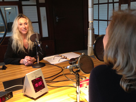 Die Psychoanalytikerin Benigna Gerisch beim Interview im DKultur-Studio Die Psychoanalytikerin Benigna Gerisch beim Interview im DKultur-Studio
