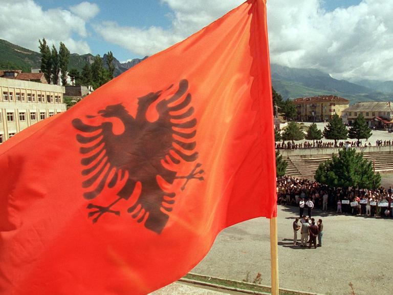 Die Flagge von Albanien