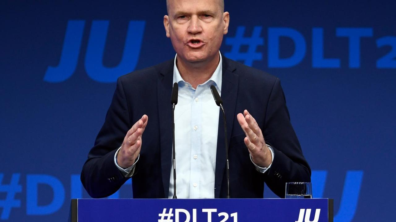 Ralph Brinkhaus, Vorsitzender der CDU/CSU-Bundestagsfraktion, spricht beim "Deutschlandtag" der Jungen Union. Ralph Brinkhaus, Vorsitzender der CDU/CSU-Bundestagsfraktion, spricht beim "Deutschlandtag" der Jungen Union.
