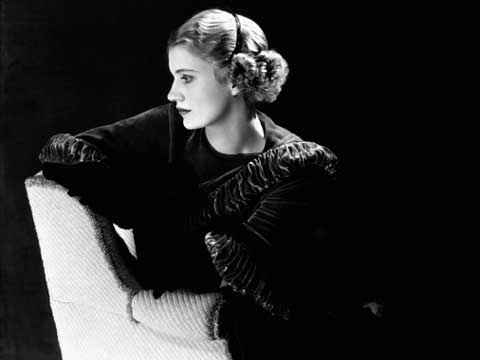 Lee Miller: Selbstporträt, New York Studio, New York, USA, 1932 Lee Miller: Selbstporträt, New York Studio, New York, USA, 1932