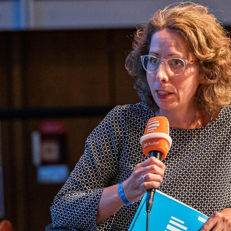 Sandra Schulz beim 5. Kölner Forum für Journalismuskritik.